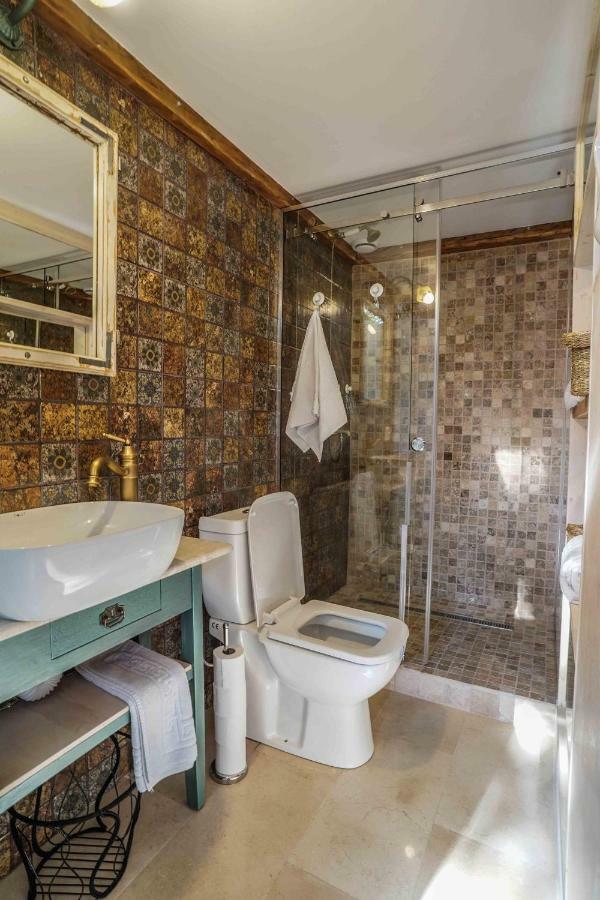 1881 Brasov Old Town - Double Room Bagian luar foto